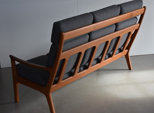 Divano design mid - design,